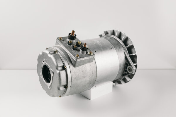 Alternator DT-1